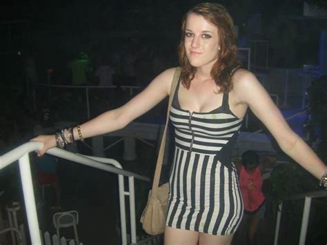 Curvy In Striped Dress Porn Photo Eporner