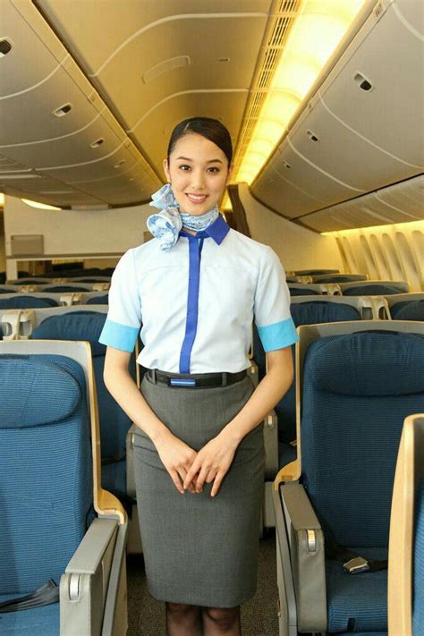 ana all nippon airways japan flight attendant fashion