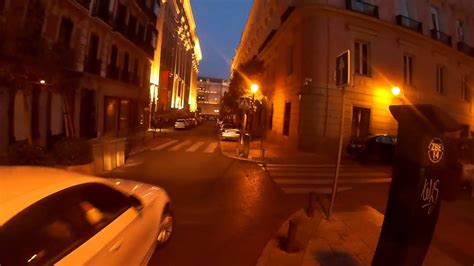 grabando por las calles de madrid durante la noche youtube