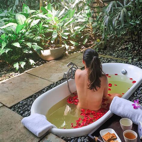 luxurious spas in singapore to visit with your girlfriends