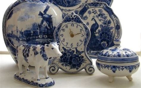 delft blue pottery  porcelain   netherlands hollandcom