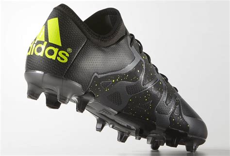 adidas update        level  black soccer cleats