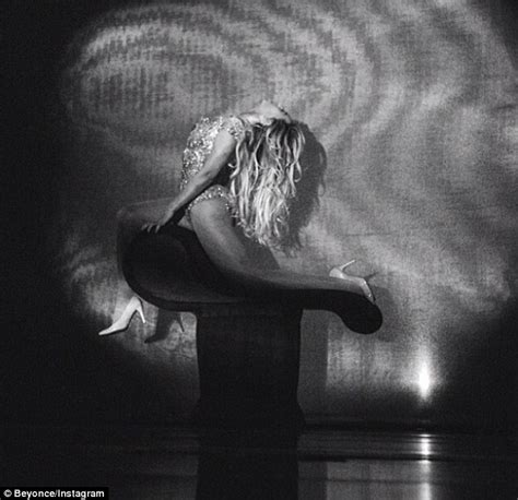 askaround beyonce shares raunchy photos from european tour just as she s knocked for being