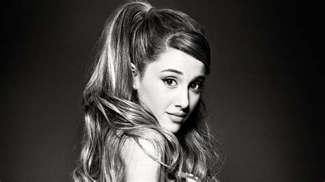 25 Ariana Grande Wallpapers High Quality Download