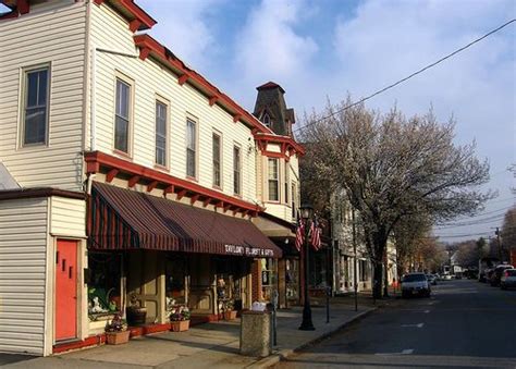 downtown woodstown nj  martinkelley woodstown downtown street view