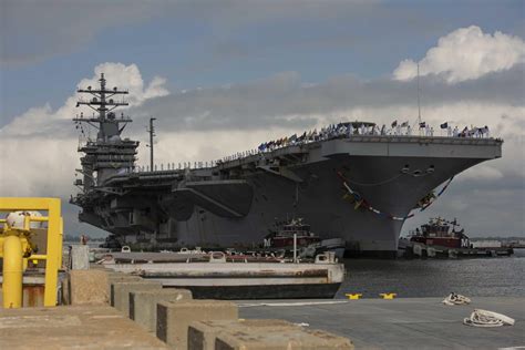 record pics uss eisenhower aircraft carrier returns home  record