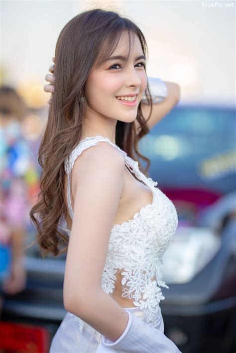 Thailand Hot Model Thai Racing Girl At Pathum Thani Speedway