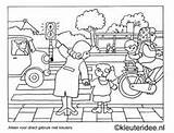 Colouring Kleurplaat Oversteken Verkehrserziehung Kleurplaten Verkeer Jaap Kramer Kleuteridee Verkehr Zebrastreifen Grundschule Veilig Verkehrszeichen Composition Knutselen Kiga Erziehung Stradale Tekening sketch template