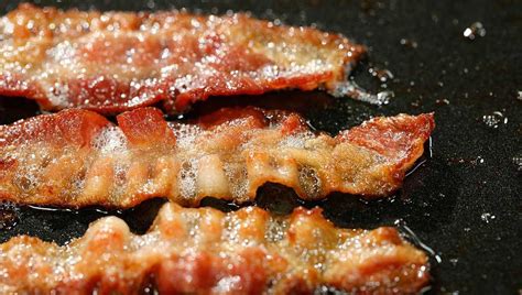 it s national bacon day here are 5 ways you can celebrate