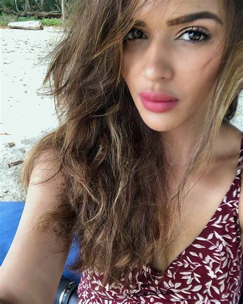 Aashka Goradias Sexy Selfie From The Neil Island Aashka Goradia