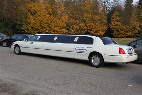 file stretch limousinejpg wikimedia commons