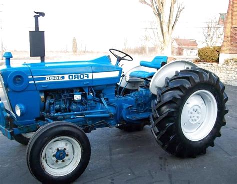 ford  tractor  sale   left