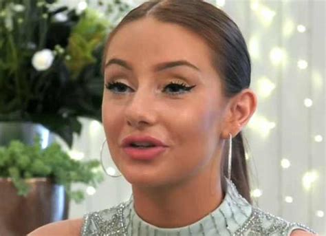 First Dates Hopeful Thinks She Was ‘born Into The Wrong Race’ Daily
