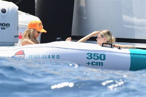 heidi klum with leni klum soak on a luxury yacht in capri 32 gotceleb