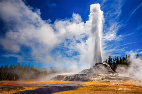 best places to stay in yellowstone camping hotels lodge skyscanner us
