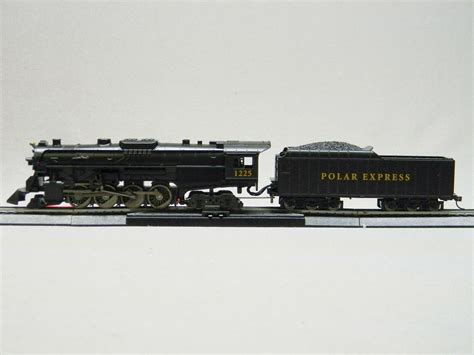 Lionel Ho Scale Polar Express 2 8 4 Remote Engine And Tender Bluetooth