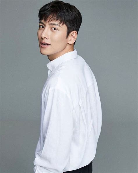 top 25 most popular and handsome male korean actors di 2020 drama