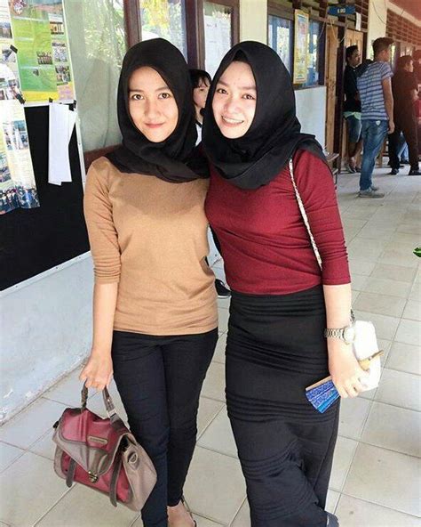 Pin Oleh Omtelolet Di Bacol Favorit Hijab Chic Gaya