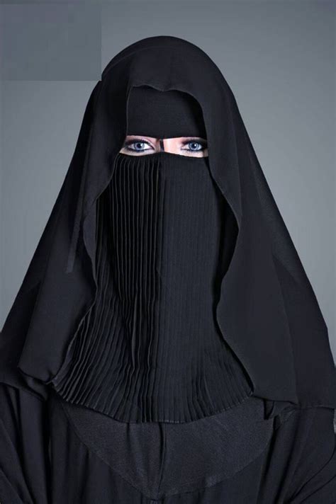 pretty eyes ♥️ arab girls hijab niqab fashion niqab
