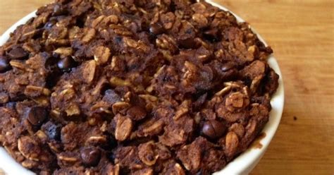 chocolate chip and banana baked oatmeal gluten free and vegan