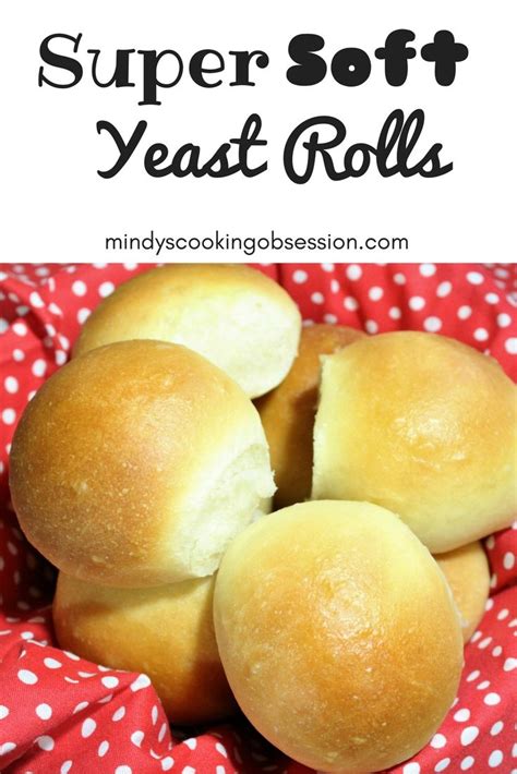 these yeast rolls are super soft easy and delicious thanksgiving