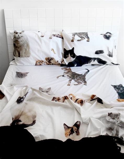 lifesize cat double bed sheet set cat themed bedroom bed sheet sets