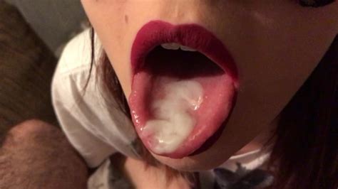 Teen Red Lipstick Closeup Blowjob Cum On Tongue And Swallow Thumbzilla