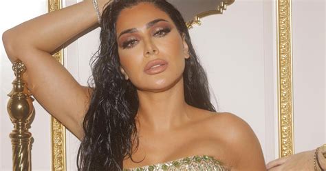huda kattan calls out the makeup industry s lack of inclusivity in a