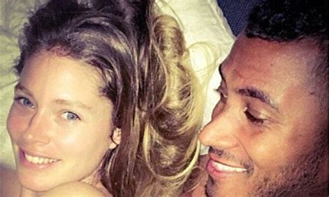 Doutzen Kroes Poses For Topless Selfie In Bed With Husband Sunnery