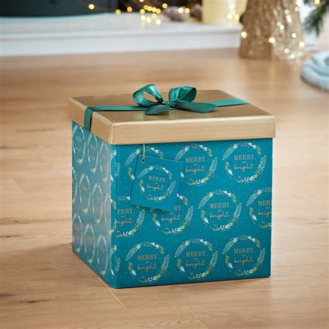 large christmas gift box  bow tag merry bright xmas bm