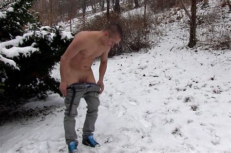 obligatory post about russia and a naked guy in the snow manhunt daily