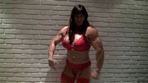 massive female bodybuilder 5 10 tall and 220 pounds of