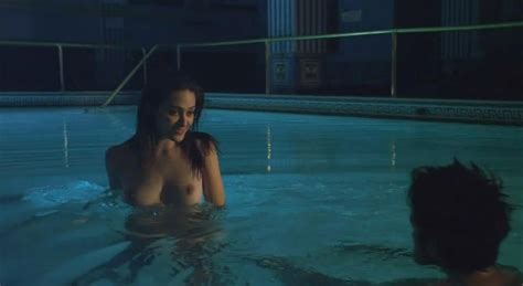 emmyrossum4 in gallery emmy rossum naked picture 4 uploaded by larryb4964 on