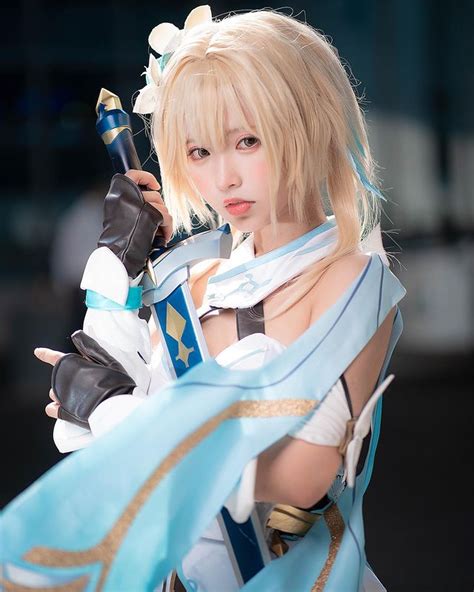 lumine cosplay by suyvvv genshin impact official community
