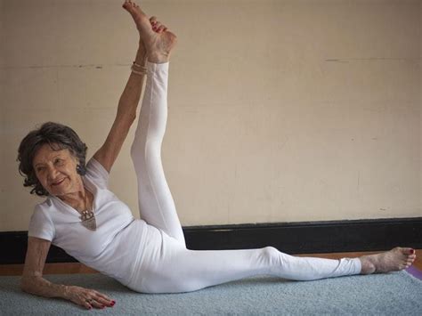 World S Oldest Yoga Granny World Photos Hindustan Times