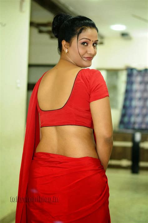 supporting actress apoorva hot in red saree hot photos in saree
