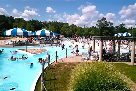 nj swimming pools  day passes  families  kids mommy poppins