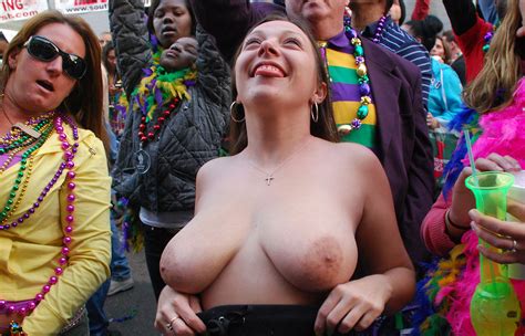 mardiflashers 110938 porn pic from its mardi gras get your tits out girls sex image gallery