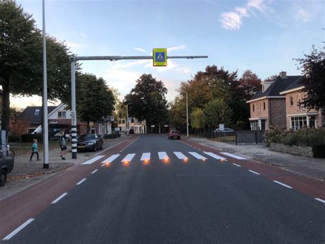 interactieve oversteekplaats sysconnect road safety  mobility