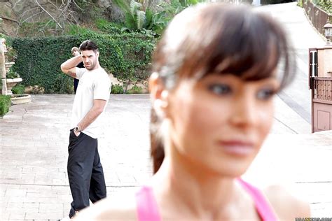 busty milf lisa ann gets fucked hardcore after morning jogging