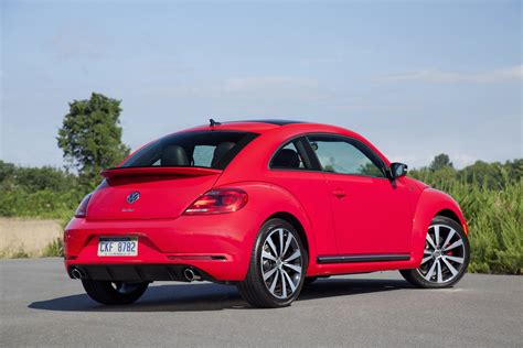 volkswagen beetle vw review ratings specs prices    car connection