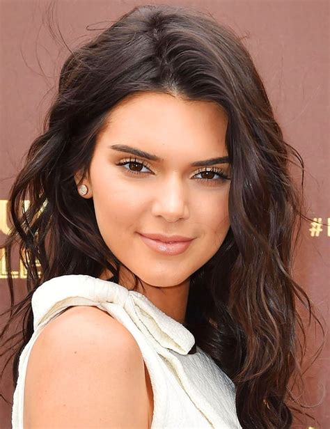 Kendall Jenner S Full Straight Brow How To Copy Each Of The
