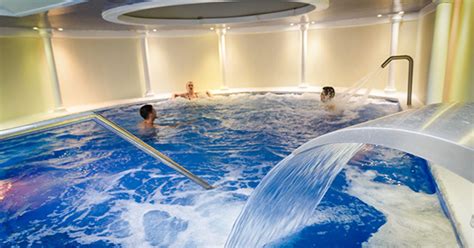 rookery manor spa attraction close  warren farm holiday centre