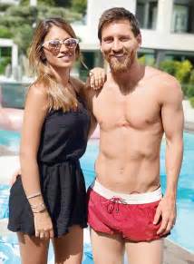 Lionel Messi Enjoying Some Private Time With Wife