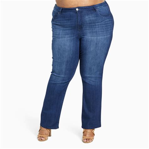21 Best Jeans For Curvy Women 2023 – Wwd