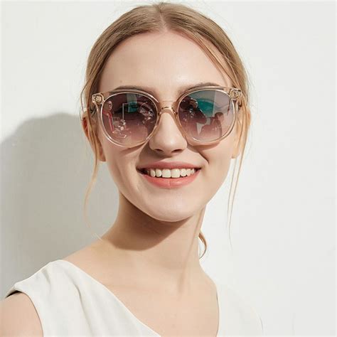 cute round retro gradient color frame with lens women