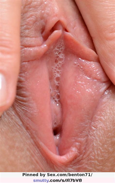 pussy pussyjuice pussycream open lips clit wet closeup sexy