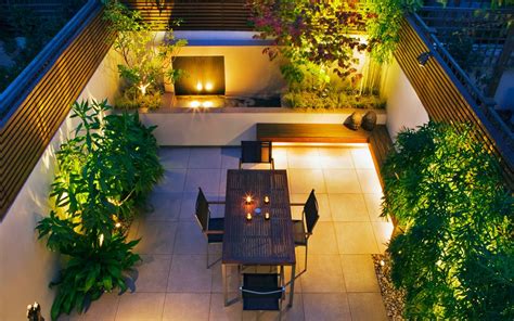 ideas    decorate impressive small courtyard decor inspirator