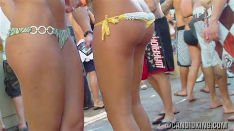 the best candid bikini asses caught in public part 2