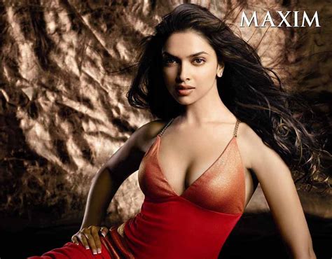 free movie download video songs hot walpapers deepika padukone bollywood actress hot and sexy